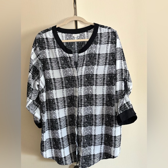 Tops - Black and White Plaid Women's Top